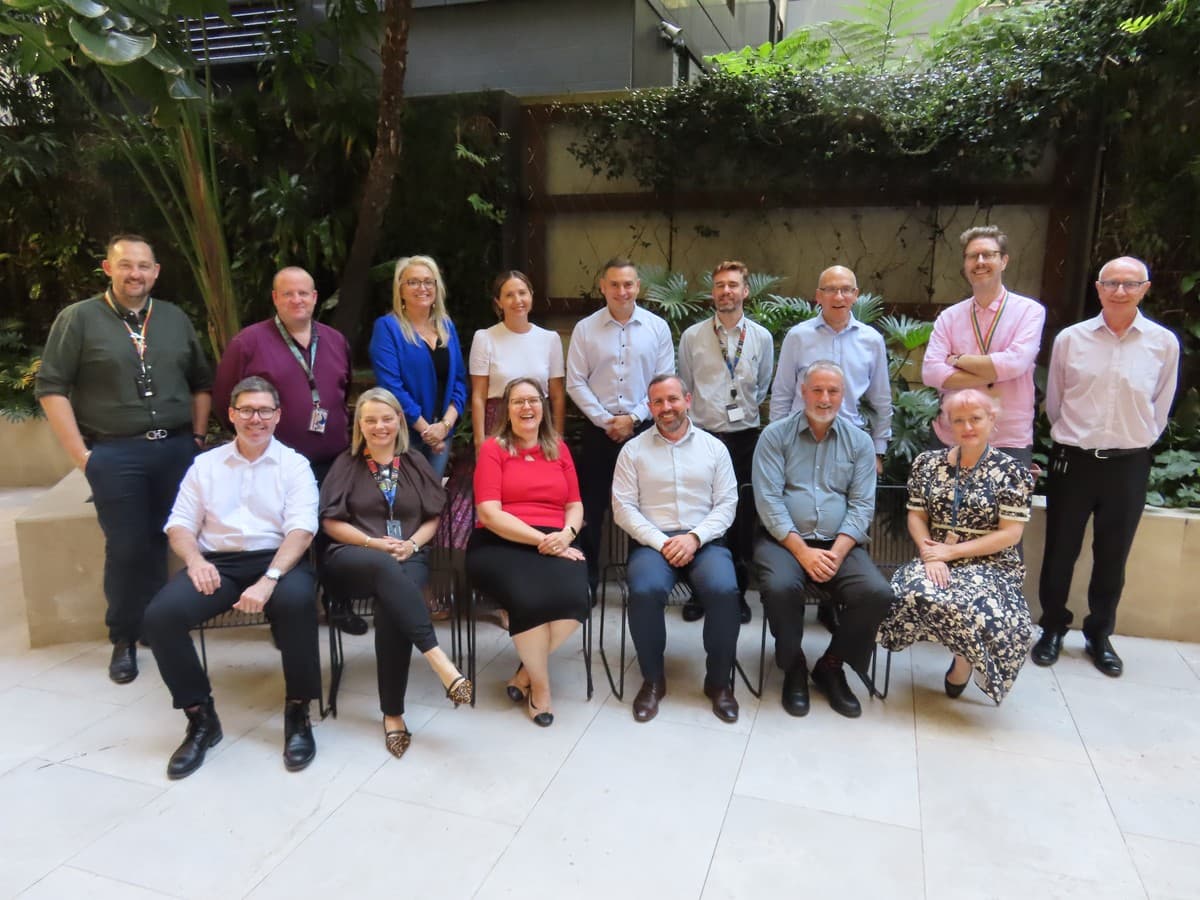 Queensland Government
Department of Transport
and Main Roads
Network Services
and Operations Division
Leadership Forum